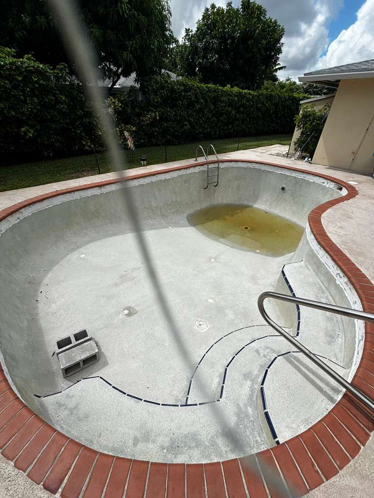 Custom mosaic tile installation